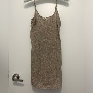 Aritzia Wilfred Silk Tank Top